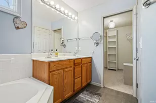 55370 Falling Water Dr, Elkhart, IN 46514 - Photo 19