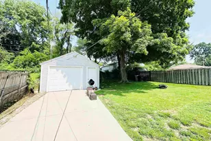 1031 Chippewa Ave, South Bend, IN 46614 - Photo 5