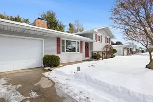51900 Cheryl Dr, Granger, IN 46530 - Photo 3