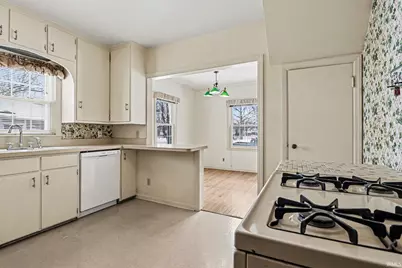 507 Parkovash Avenue, South Bend, IN 46617 - Photo 13