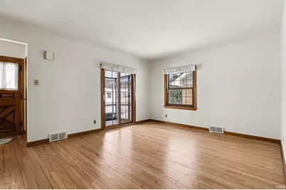 507 Parkovash Avenue, South Bend, IN 46617 - Photo 3