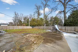 1558 N Bay Dr, Elkhart, IN 46514 - Photo 29