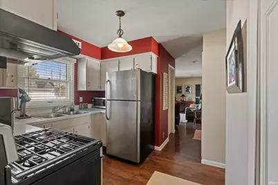 1473 Cambridge Drive, South Bend, IN 46614 - Photo 7