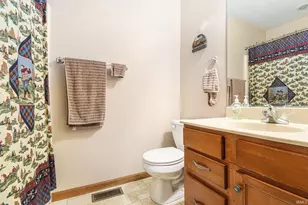 1673 N Summit Dr, La Porte, IN 46350 - Photo 15