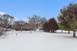 1673 N Summit Dr, La Porte, IN 46350 - Photo 25