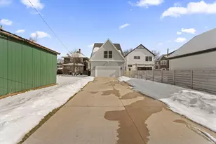 923 N Lawrence St, South Bend, IN 46617 - Photo 31