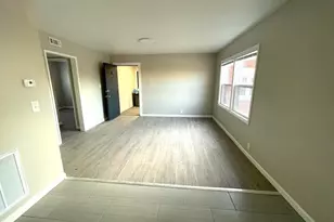 124 128-132 N Eddy St, South Bend, IN 46617 - Photo 3