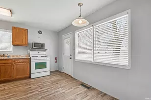 15610 Hamilton St, Granger, IN 46530 - Photo 9