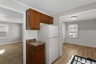 1622 Wilber St, South Bend, IN 46628 - Photo 3