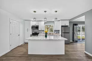 1747 N Olive St, South Bend, IN 46628 - Photo 5