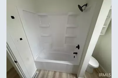 1122 Milton Street, South Bend, IN 46613 - Photo 9