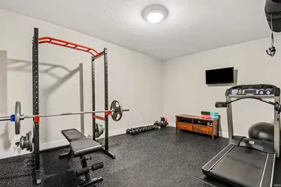 404 W Daybreak Drive, Lakeville, IN 46536 - Photo 21