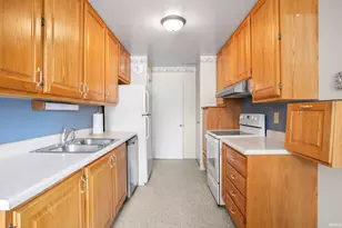 1950 Trent Way, South Bend, IN 46614 - Photo 7