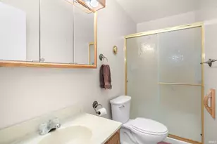 1950 Trent Way, South Bend, IN 46614 - Photo 13