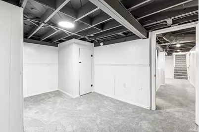 626 E Irvington Avenue, South Bend, IN 46614 - Photo 27