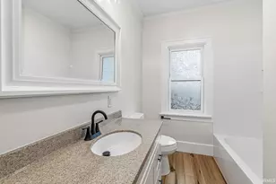 626 E Irvington Ave, South Bend, IN 46614 - Photo 23