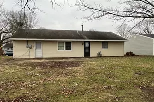 1333 Southlea Dr, South Bend, IN 46628 - Photo 17