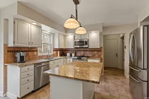 51907 Carriage Hills Dr, South Bend, IN 46635 - Photo 9