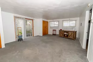 606 N Twyckenham Dr, South Bend, IN 46617 - Photo 25