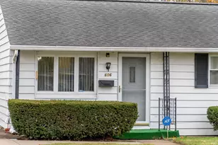 606 N Twyckenham Dr, South Bend, IN 46617 - Photo 33