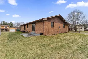 1641 Kevin Ct, South Bend, IN 46614 - Photo 31