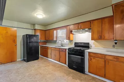 1650 N Meade Street, South Bend, IN 46628 - Photo 9