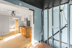 1530 Webster St, South Bend, IN 46613 - Photo 7