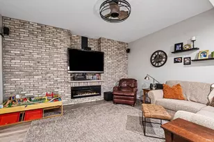 805 N Horizon Dr, Lakeville, IN 46536 - Photo 27