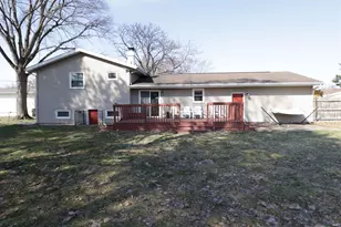 52790 Holly Ct, South Bend, IN 46637 - Photo 5