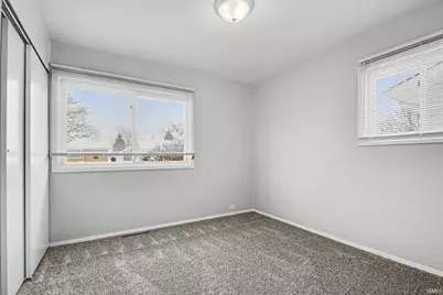 733 Sylvan Lane, South Bend, IN 46619 - Photo 9