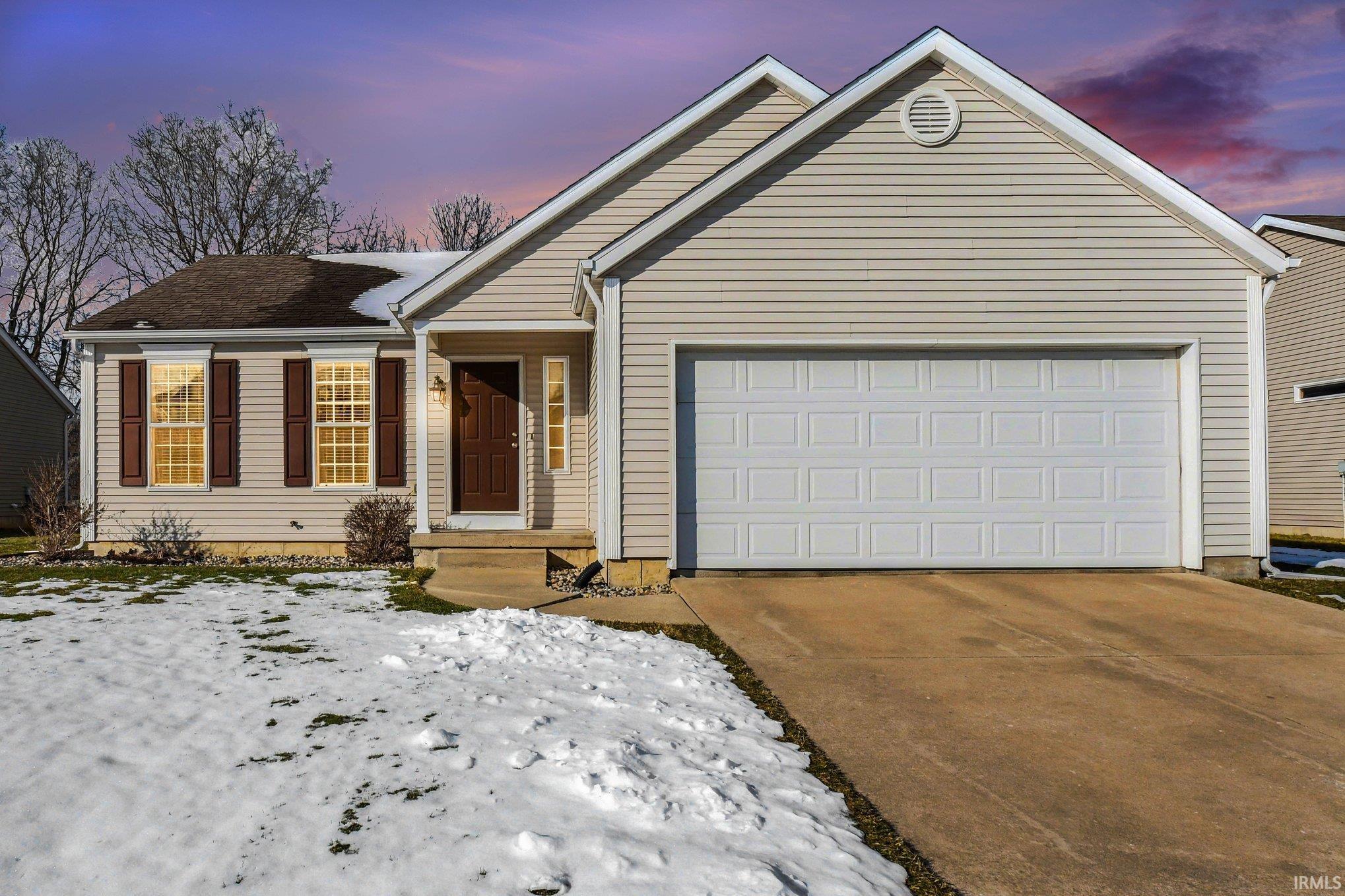 Curated visual reference: Gallery Detail: 2341 Harwood St South Bend In 46614 Mls 202606179