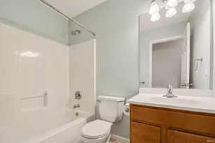 2341 Harwood St, South Bend, IN 46614 - Photo 17