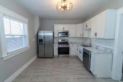 304 E 8th Street, Mishawaka, IN 46544 - Photo 9