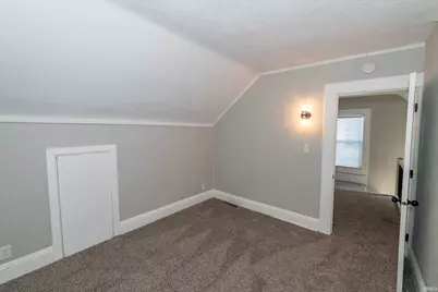 304 E 8th Street, Mishawaka, IN 46544 - Photo 23