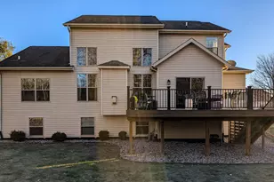 18175 Baldwin Dr, South Bend, IN 46637 - Photo 19