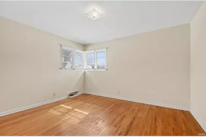 57102 Alan Road, South Bend, IN 46619 - Photo 9