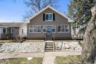 1321 N Brookfield St, South Bend, IN 46628 - Photo 1