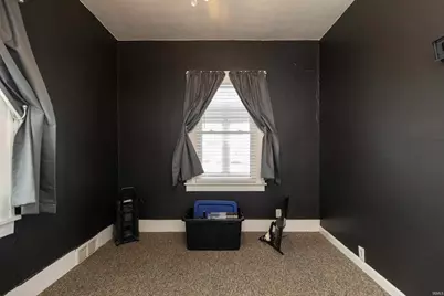 1119 College Street, South Bend, IN 46628 - Photo 9