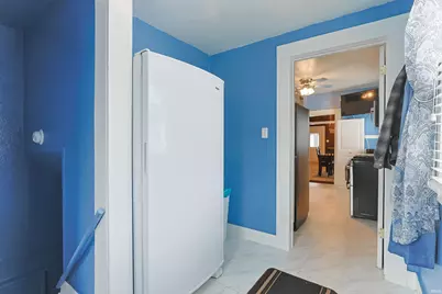 1119 College Street, South Bend, IN 46628 - Photo 23