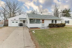 403 Manchester Dr, South Bend, IN 46615 - Photo 1