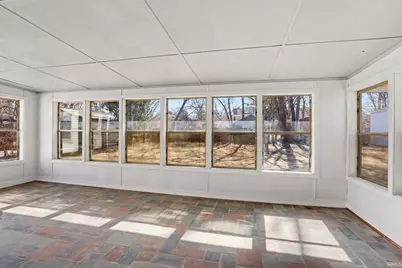 122 E Willow Drive, South Bend, IN 46637 - Photo 21