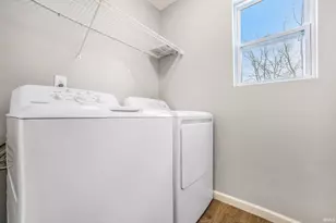 3319 Falling Oak Dr, Mishawaka, IN 46544 - Photo 9