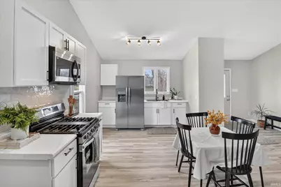 1819 N Sheridan Street, South Bend, IN 46628 - Photo 7