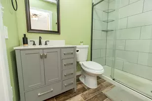 214 E Woodside St, South Bend, IN 46614 - Photo 21