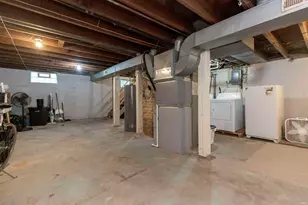 214 E Woodside St, South Bend, IN 46614 - Photo 25