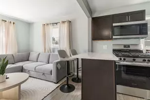 1423 Corby Blvd, South Bend, IN 46617 - Photo 9