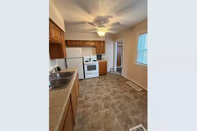 618 S 27th Street, South Bend, IN 46615 - Photo 9