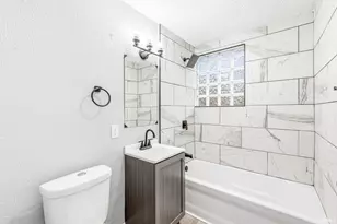 55345 Hollywood Blvd, South Bend, IN 46628 - Photo 17