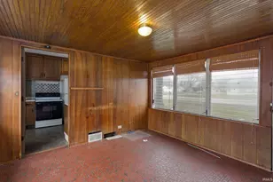 902 Sylvan Ln, South Bend, IN 46619 - Photo 5