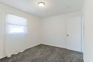 50615 Oakland Ave, South Bend, IN 46637 - Photo 17